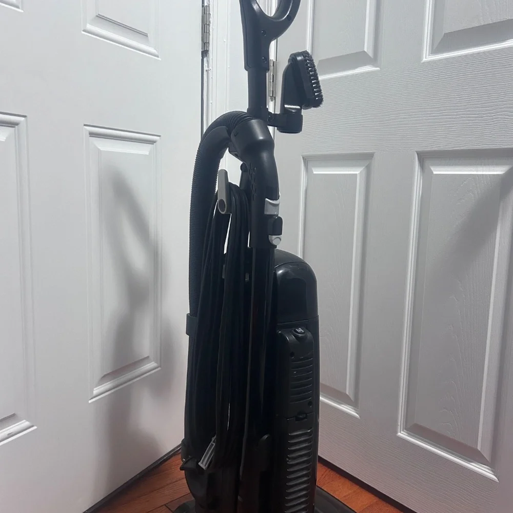 Riccar R25 Standard Upright Vacuum R25S.2